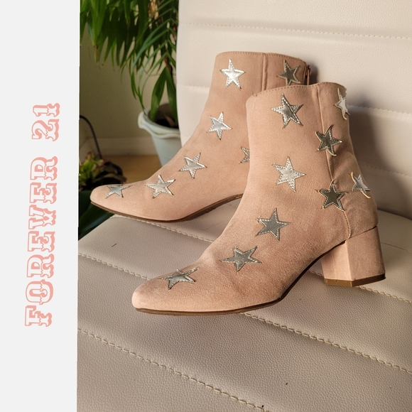 Forever 21 Shoes - Forever 21 Ladie's Booties